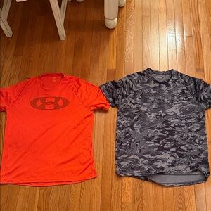 Under Armour Red and Gray Camo T-Shirts - Lot of 2 - Size Large